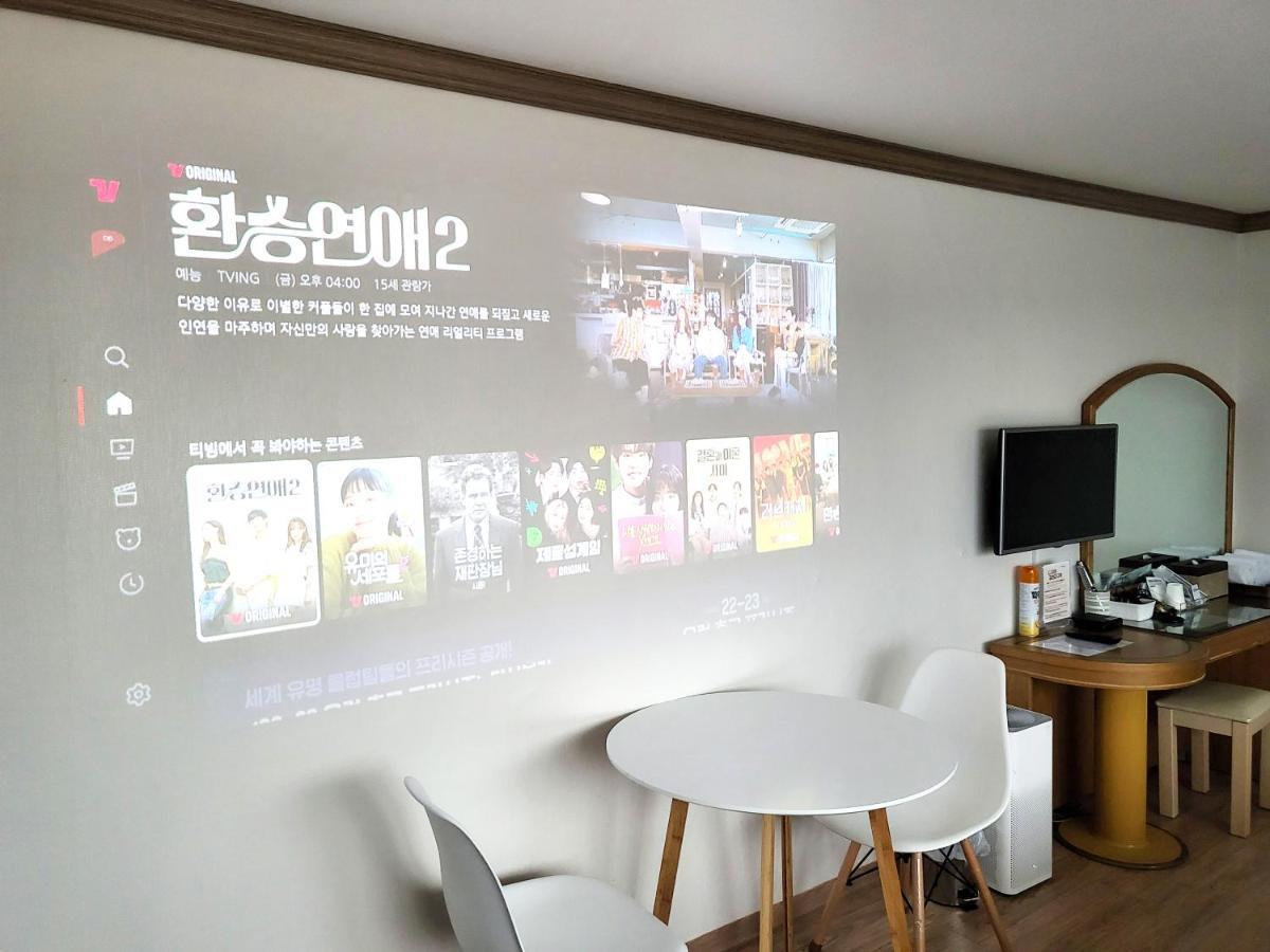 Top Island Hotel Jeju Exterior photo